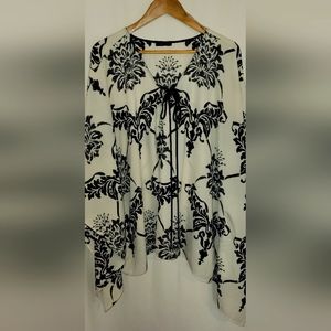 West Kei White & Black Blouse